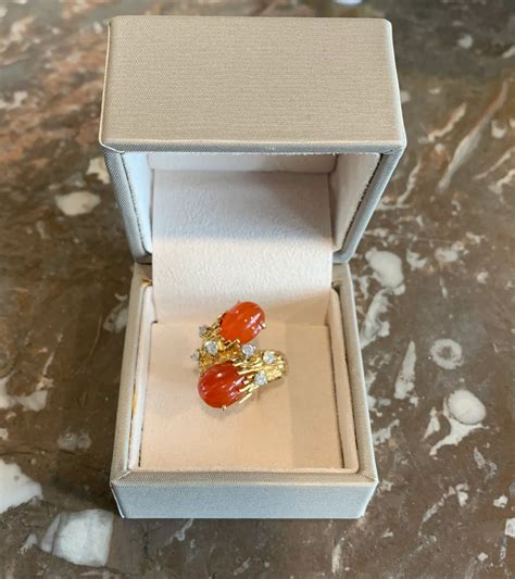 Toi & Moi ring in yellow gold, carnelian and diamonds