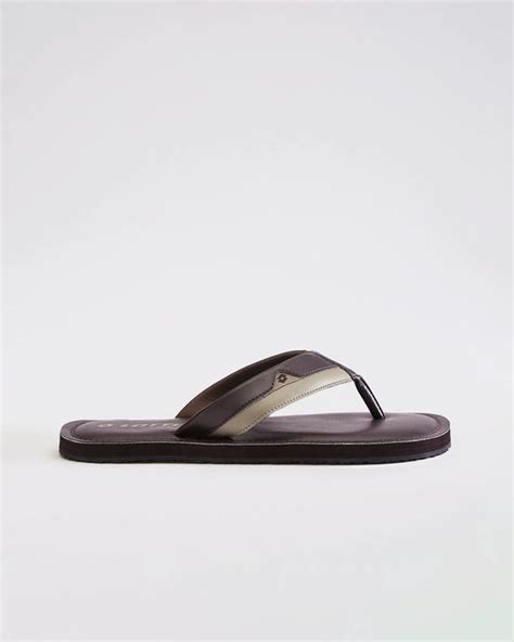 Stylish Flip Flops & Slippers for Men Online | Lotto