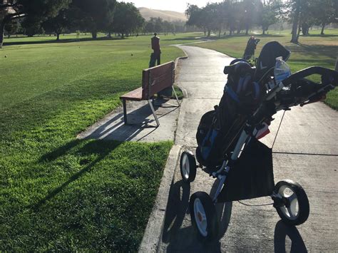 Out for 18 this morn, Diablo Creek in Concord. Felt good to walk : r/golf