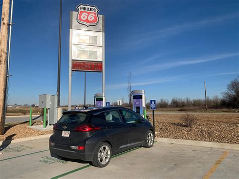 Big Apple Travel Center Joplin | Joplin, MO | EV Station