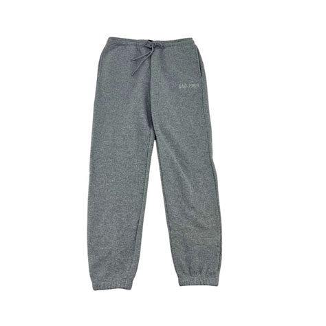 GAP Men’s Grey Sweatpants / Various Sizes – CanadaWide Liquidations