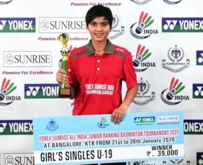 Mansi, Ravi advance at Dutch junior badminton meet