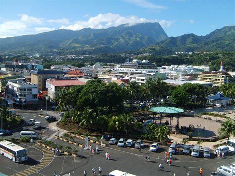 My Travel Blog by George M. Fields: Papeete, Tahiti - capital of French Polynesia