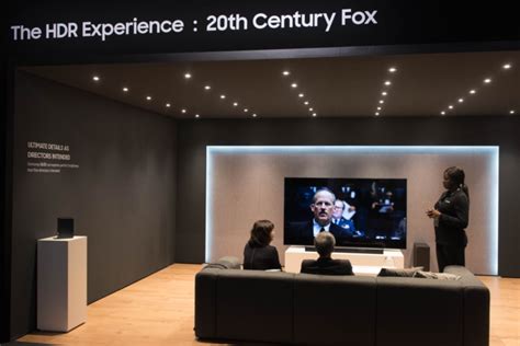 [Photo] Samsung’s QLED TV Experience Zone at the Global Launch Event in ...