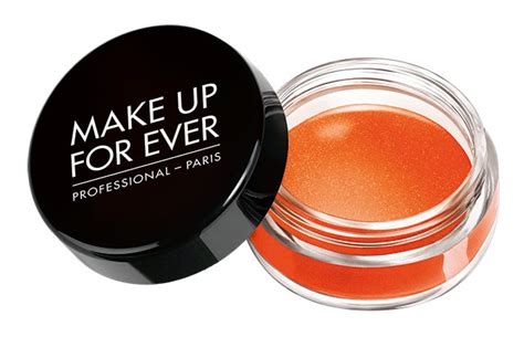 Mari-glow | Vogue India | Magazine