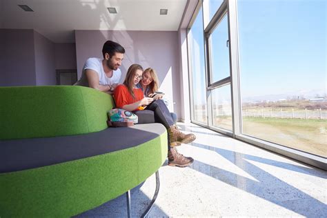 Student Group Work 的图像结果