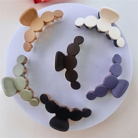 Dual Colour Dotted Hair Claw - Medium – Hairbounce.in