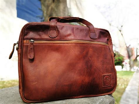 Buy Laptop Bags From These Shops | LBB, Kolkata