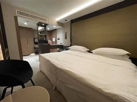 SHERATON GRAND TBILISI METECHI PALACE - Hotel Reviews, Photos, Rate ...