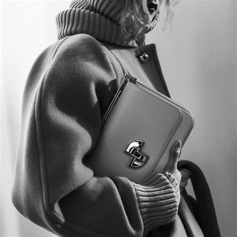 Patou - Fashion & Leather Goods - LVMH