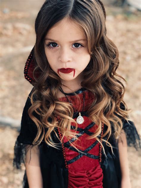 Pin by katriel abbott on Fall | Halloween makeup for kids, Vampire ...