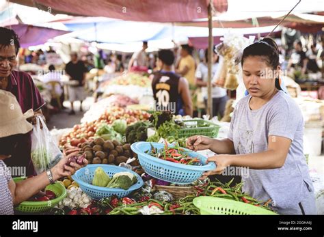 Buy Local in Philippines 的图像结果