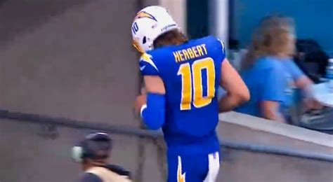 BREAKING: Justin Herbert Goes Down With Concerning Injury