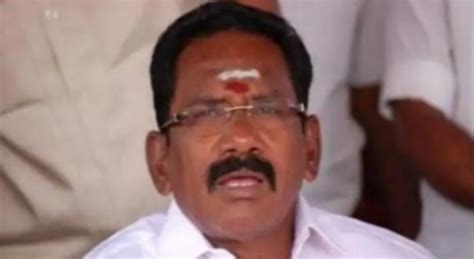 எம்ஜிஆர் உயிலின்படி 80% தொண்டர்கள் ஆதரிக்கும் நபரே அதிமுகவை வழிநடத்த ...