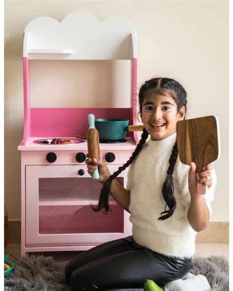 Great Benefits of Play Kitchen Sets for Your Child – House of Zizi
