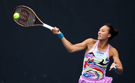 Tennis 郑钦文 的图像结果