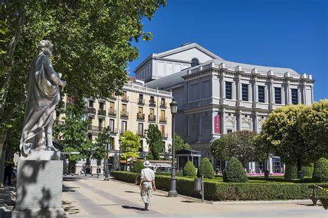 Teatro Real in Madrid - A Community Committed to Art - Go Guides