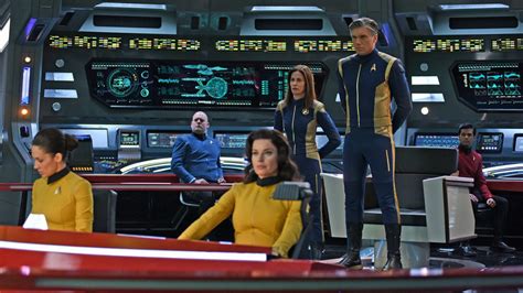 How Star Trek: Discovery Redesigned the USS Enterprise Bridge