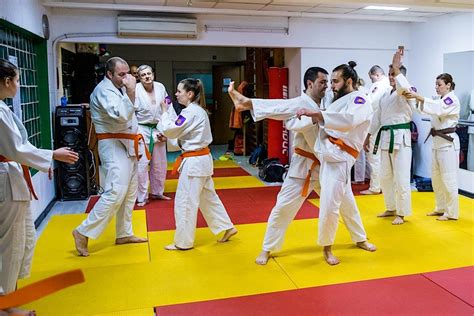 Krav Maga, martial art of self-defense, only for English-speaking ...