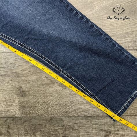 ND Weekend Cropped Embroidered Jeans Size 16 Color:... - Depop