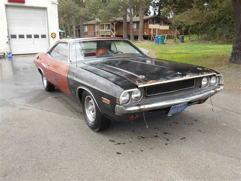 1970 Dodge Challenger Spent 46 Years in a Shed, It's a Rare Factory Sunroof Car - autoevolution