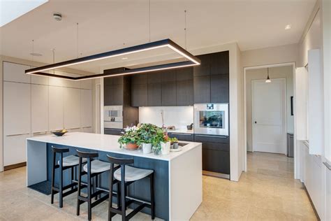 Kitchen ceiling lighting ideas: 10 ways with kitchen ceiling lights ...