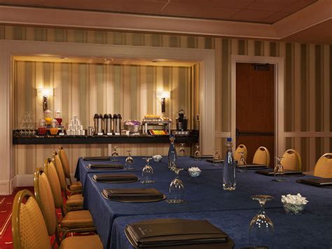 upscale resort hotel convention venus by gaylord hotel