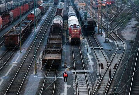 Railways to lease out land to private players like Amazon, Coca Cola to ...