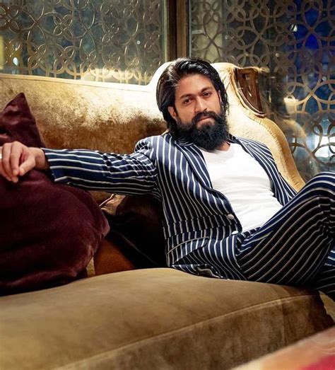 Hrithik Roshan to Dhanush, the 10 most popular Indian actors of 2022 ...