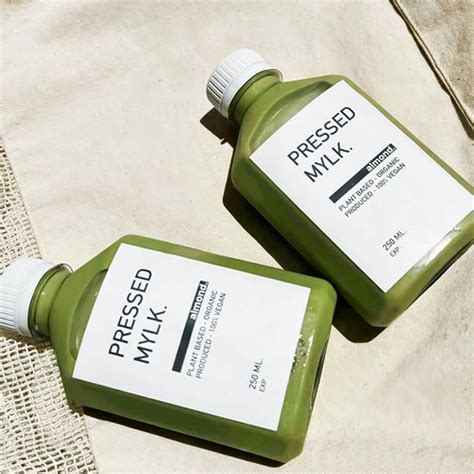 Jual Terlaris Botol Gepeng 250ml / Botol Mansion PET 250 ml ball isi ...