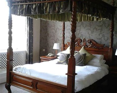 MANOR HOTEL (Yeovil, Somerset) - Hotel Reviews, Photos, Rate Comparison ...