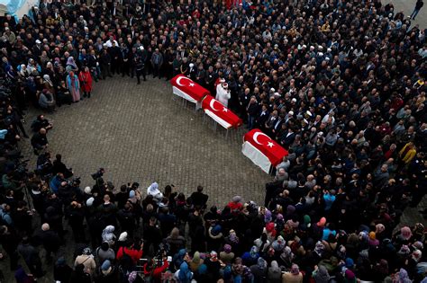 土耳其矿难致41人死亡，埃尔多安称是“命运安排”引发争议_全球速报_澎湃新闻-The Paper