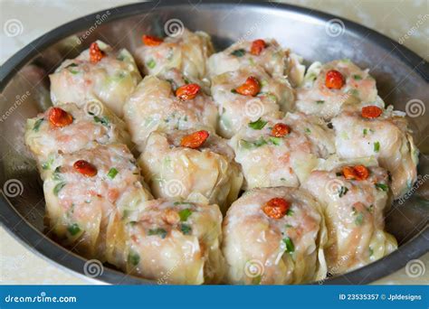 Steamed Shu Mai Pork Dumplings Stock Image - Image of chinese, berry ...