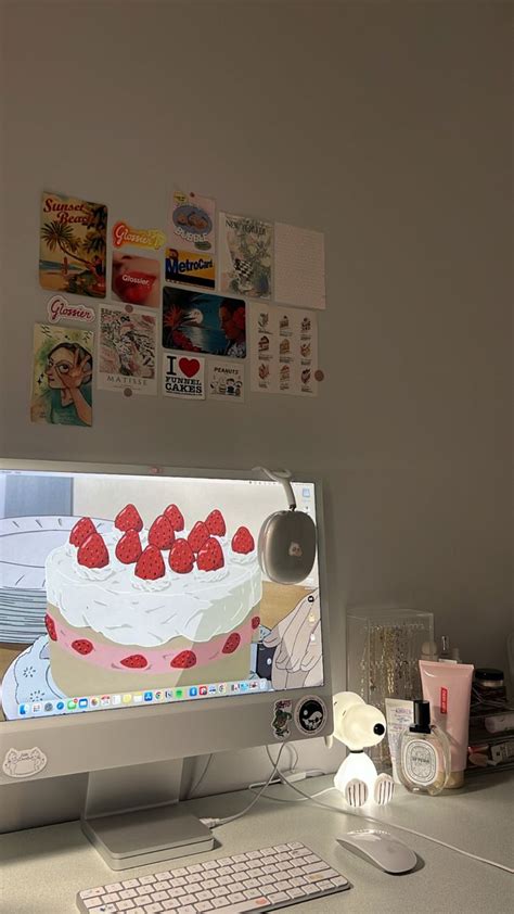 iMac Desk Setup