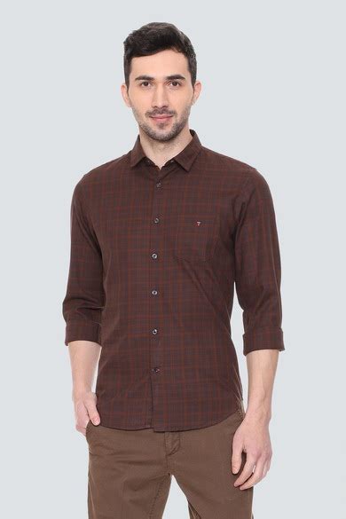 Buy Men Maroon Slim Fit Check Full Sleeves Casual Shirt Online - 321234 ...
