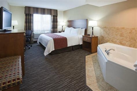 AMERICAN INN & SUITES (Parkers Prairie) - Hotel Reviews, Photos, Rate ...