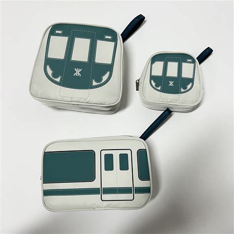 地铁上买什么礼物最新素材