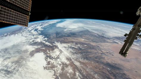 Image result for 宇宙から見た地球