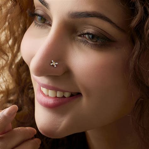 500+ Gold Nose Pin Designs Online | 15-day Return - Yuvora