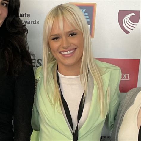 Katie - Maths teacher - ₹1321/h