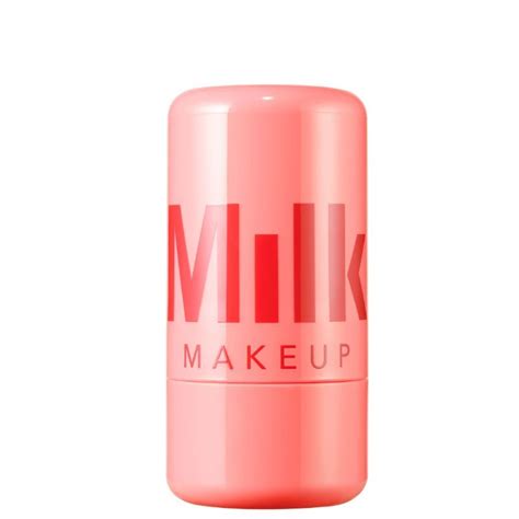 Valentine's Day makeup looks to try this February 2025