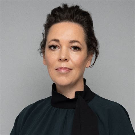 Olivia Colman reads from... - The Queen's Reading Room