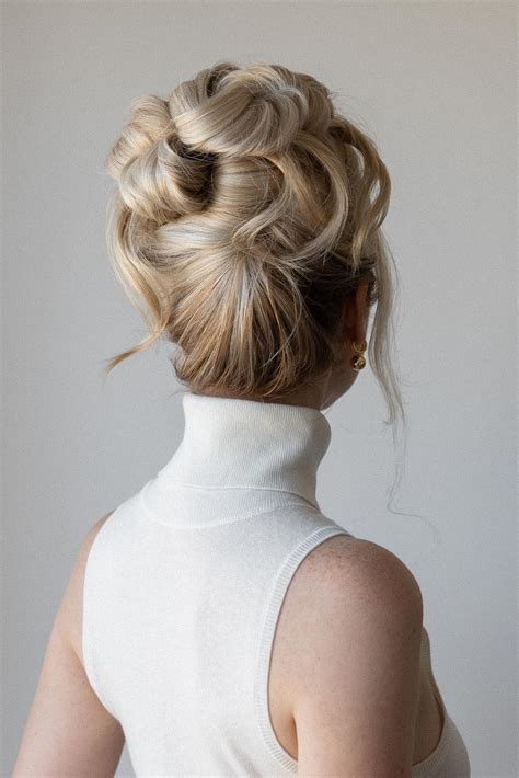 Messy Bun Wedding Updos High Bun Updo Hairstyle Perfect For