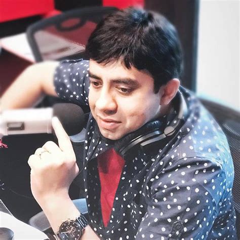 Jobs for Actors, Singers, Dancers, Models & Photographers in India