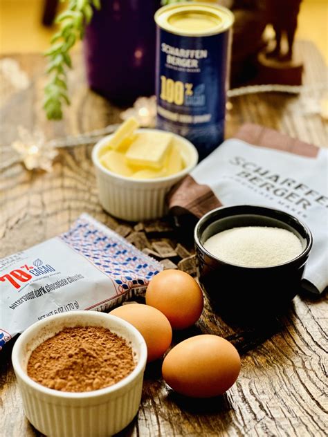 Flourless Chocolate Cake Recipe - Tracey Ceurvels