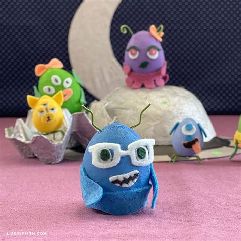 DIY Alien Dolls: a Cute and Easy Kid's Craft - Lia Griffith