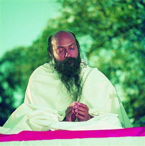 Osho Photographs - Rare Pictures of Osho Part-8 - Oshodhara Community