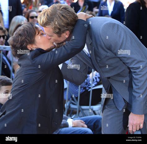 Simon baker and wife rebecca rigg hi-res stock photography and images ...