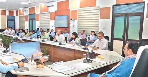 CM orders upgrades in Ayushman scheme