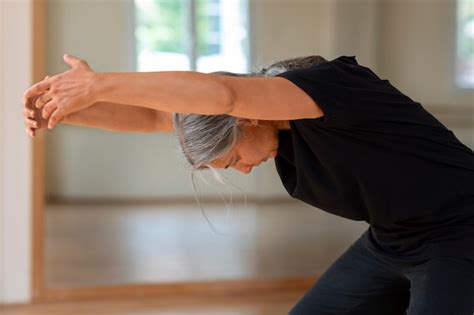 Asana Dancing 的图像结果